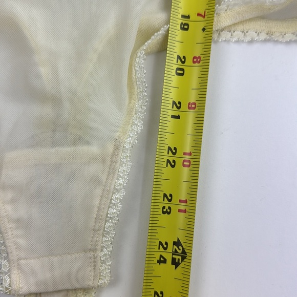 NWT Free People Weekend Plans Floral Bodysuit size XS - Picture 11 of 15